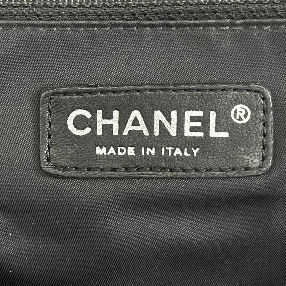 TAKE IT!  Vintage Chanel Paris Biarritz Bowler Tote Bag - Picture 11 of 15